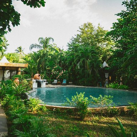 Ocho Artisan Bungalows (Adults Only) Тамариндо Екстериор снимка