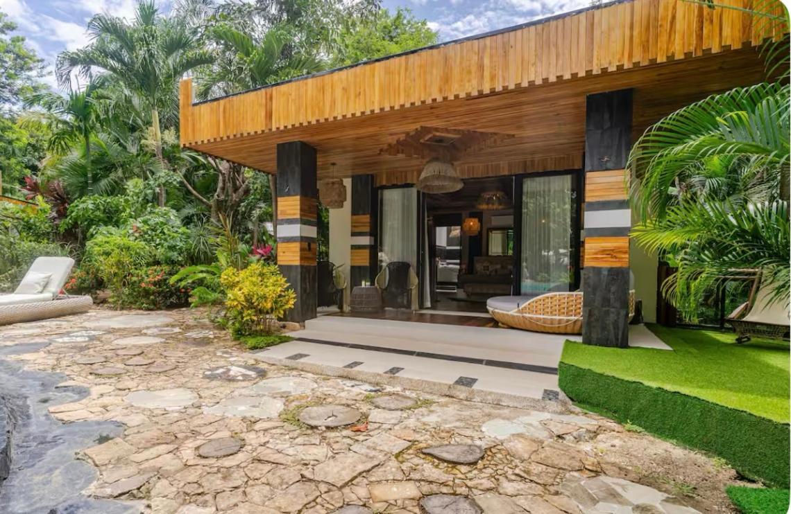 Ocho Artisan Bungalows (Adults Only) Тамариндо Екстериор снимка