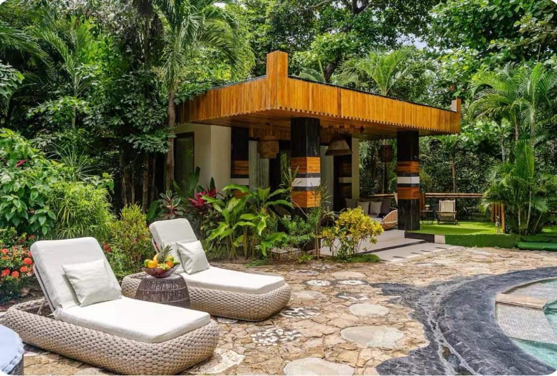 Ocho Artisan Bungalows (Adults Only) Тамариндо Екстериор снимка