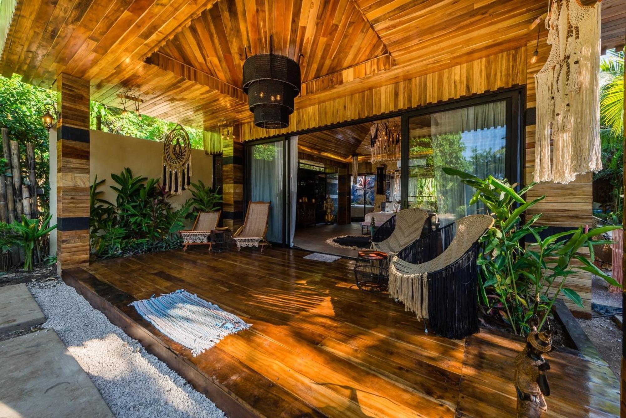 Ocho Artisan Bungalows (Adults Only) Тамариндо Екстериор снимка