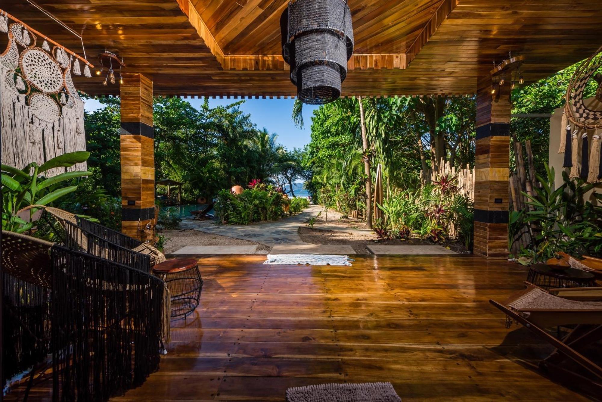 Ocho Artisan Bungalows (Adults Only) Тамариндо Екстериор снимка